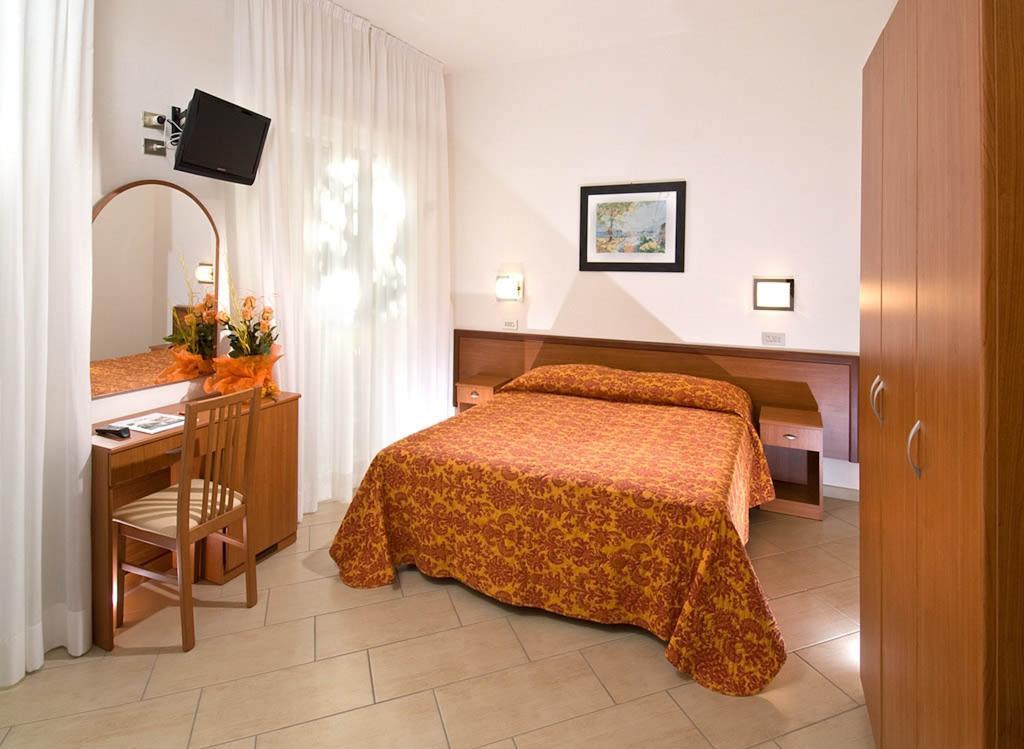 Hotel Tura เบลลาเรีย-อีเจอา มารีนา ห้อง รูปภาพ